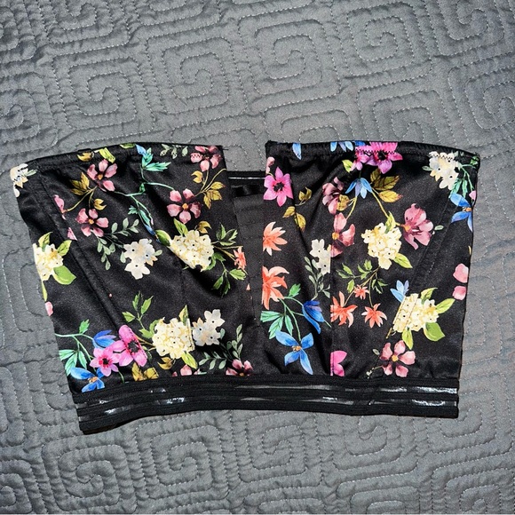 Victoria's Secret Other - Victoria secret floral bustier